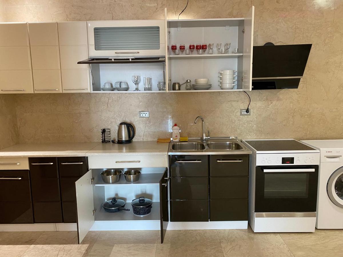 Apartment In Porta Batumi Tower Екстер'єр фото