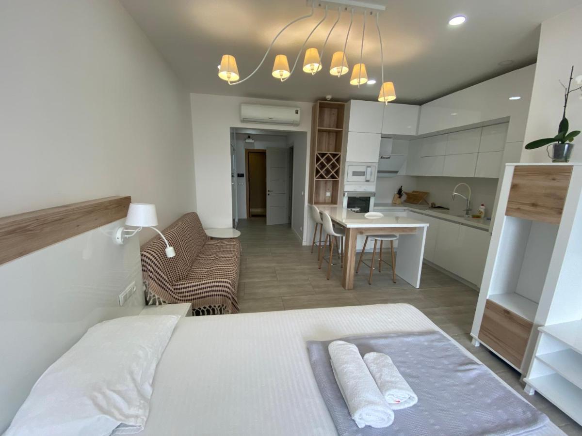 Apartment In Porta Batumi Tower Екстер'єр фото
